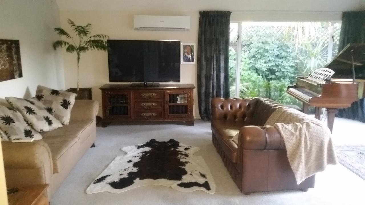 Berni'S Boutique Bnb Christchurch Eksteriør billede